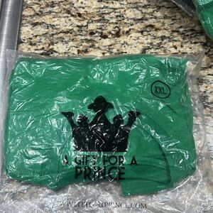 Men’s long sleeve green shirt